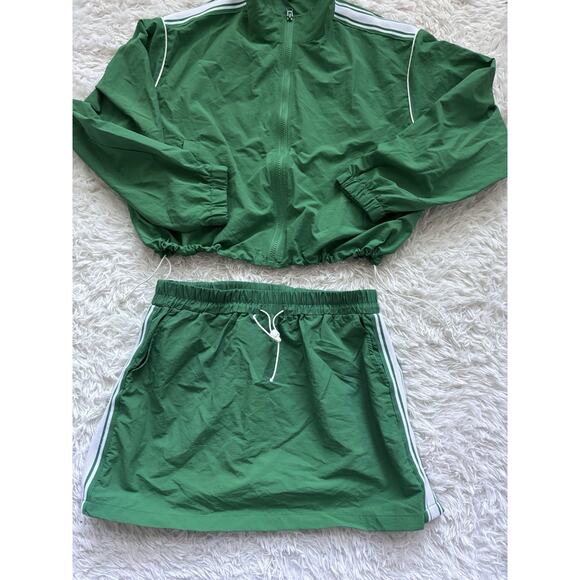 Fashion Nova sz. XL green/white tennis jacket/skirt set. Vintage style. So Cute - Picture 2 of 14